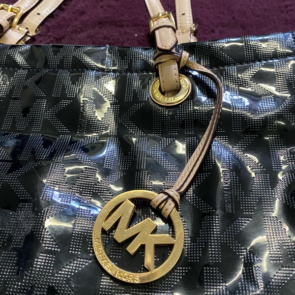 Michael Kors Tote - Picture 2 of 6